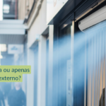 Cortina de ar gela o ambiente? Entenda sua real função e aplicação